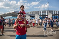 Фанаты Англии и Панамы после матча ЧМ в Нижнем Новгороде