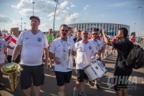 Фанаты Англии и Панамы после матча ЧМ в Нижнем Новгороде