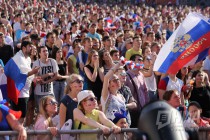 Фан-фест в Нижнем Новгороде во время матча Россия - Уругвай