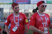 Марш швейцарских болельщиков в Нижнем Новгороде перед матчем с Коста-Рикой