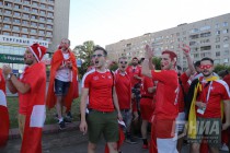 Марш швейцарских болельщиков в Нижнем Новгороде перед матчем с Коста-Рикой