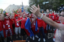 Марш швейцарских болельщиков в Нижнем Новгороде перед матчем с Коста-Рикой
