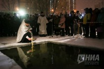 Крещенские купания на Мещерском озере в Канавинском районе