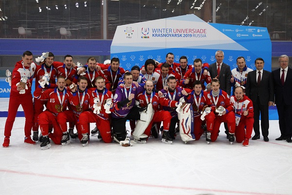 Глеб Никитин поздравил нижегородских хоккеистов с золотом Универсиады 