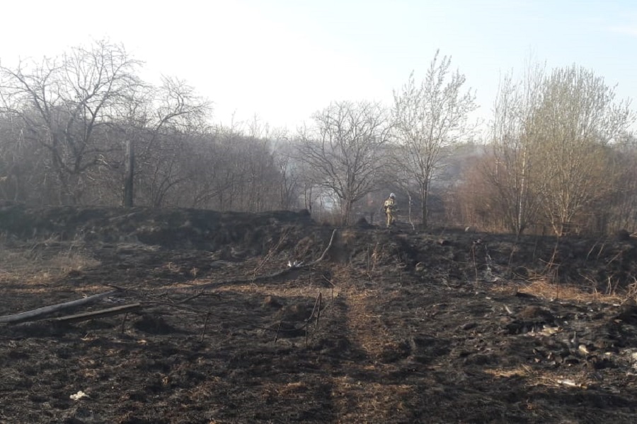 Вертолет МЧС вылетел на тушение массового возгорания садовых домиков в Кстовском районе