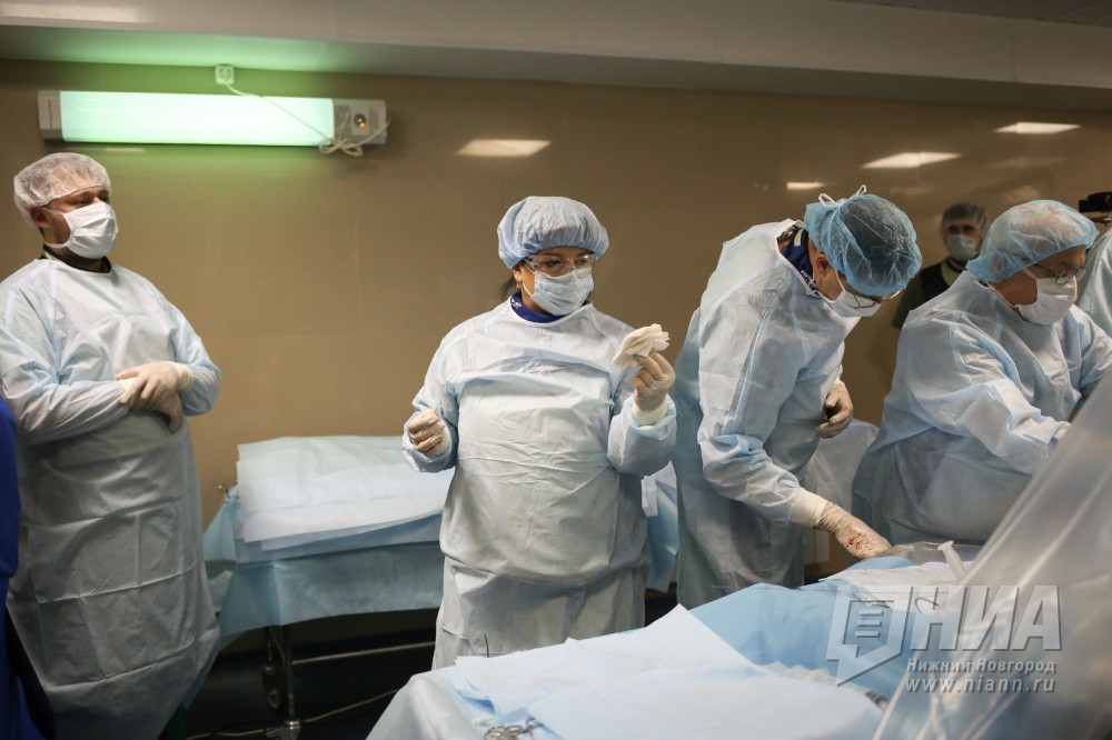 Нижегородские хирурги провели уникальную операцию по удалению раковой опухоли через носовые ходы