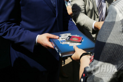 Почти 500 нижегородских отличников получили золотые медали