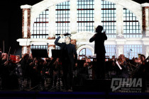 Международный фестиваль искусств Стрелка стартовал на территории исторического комплекса пакгаузов в Нижнем Новгороде