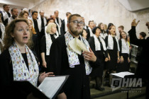 Хор в метро