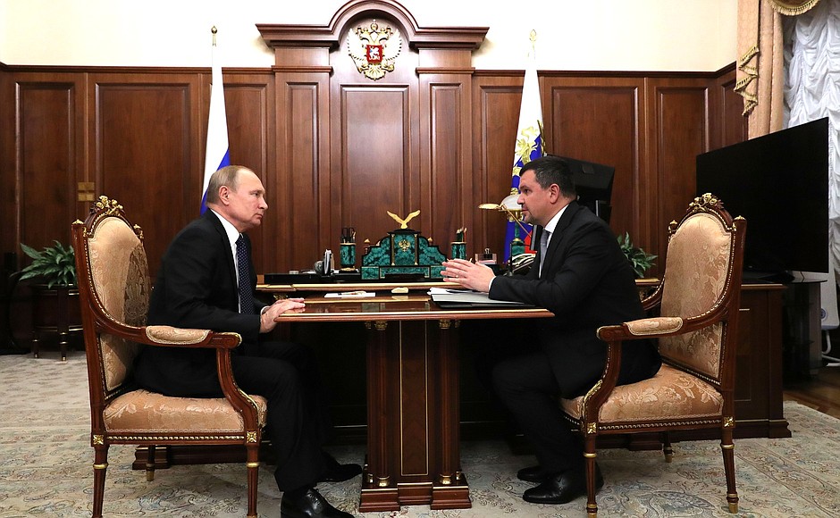 Президент Владимир Путин и вице-премьер Максим Акимов обсудили улучшение ситуации в Балахне при реконструкции гидроузла