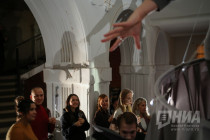 Премьера спектакля Колхозница и рабочий