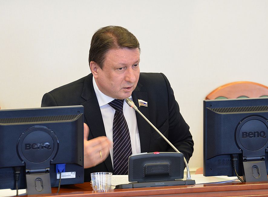 Содействие депутата ЗС НО Олега Лавричева помогло ветеранам восстановить права на пению