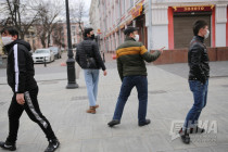 QR-коды проверили полицейские у жителей Нижнего Новгорода