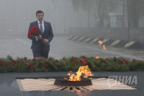 Торжественные мероприятия у Вечного огня в Нижегородском кремле и на площади Славы