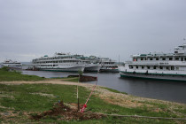 Теплоходы без пасажиров