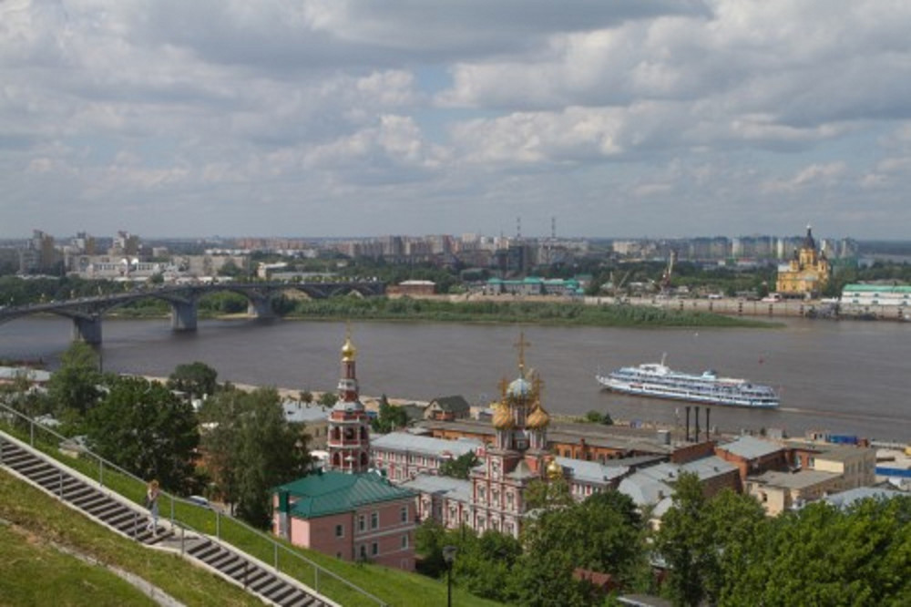 Нижний Новгород не уступает лидерство по числу зараженных COVID-19