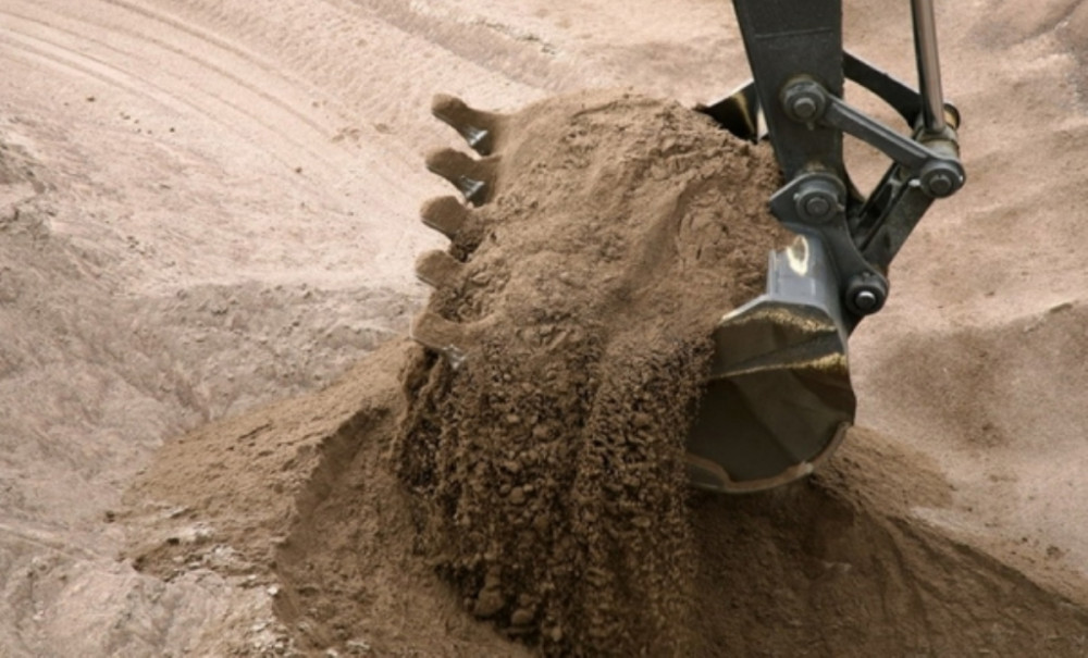 Незаконную добычу песка выявили в акватории Оки 