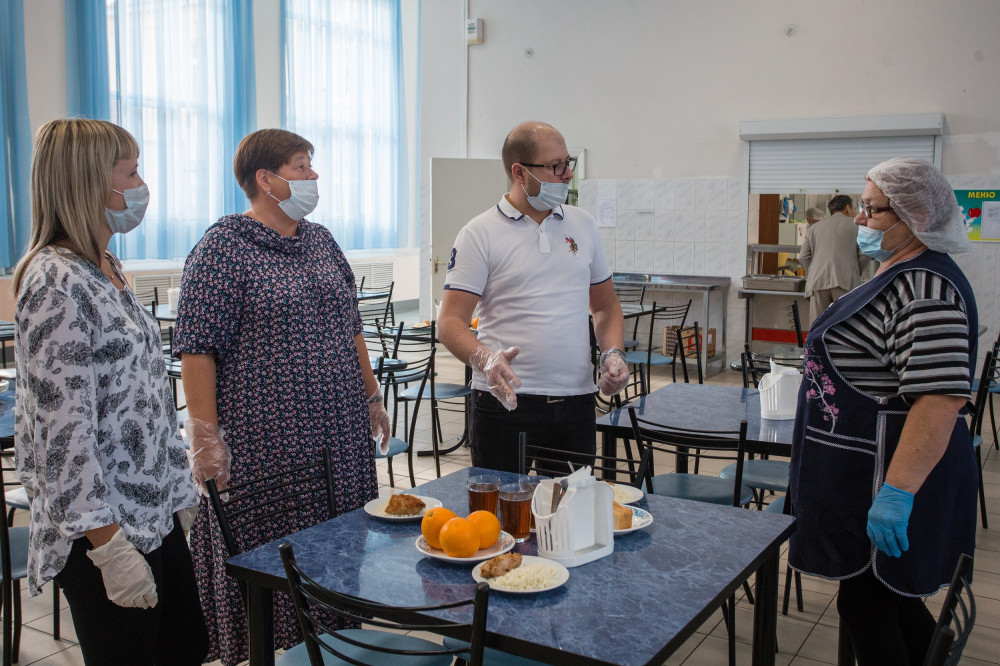 Проверка организации горячего питания проходит в нижегородских школах