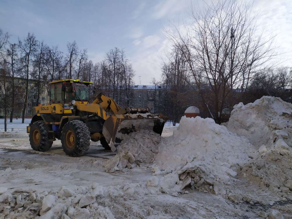 Нижегородцев просят не парковаться между дворами из-за уборки снега 
