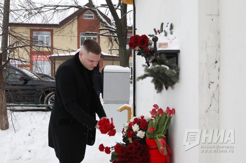 Нижнем новгороде похоронят. Немцов в Нижнем Новгороде. Похороны семьи в Нижнем Новгороде.