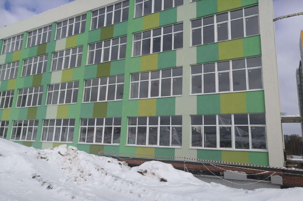 Школа в ЖК "Анкудиновский парк" построена уже более чем наполовину