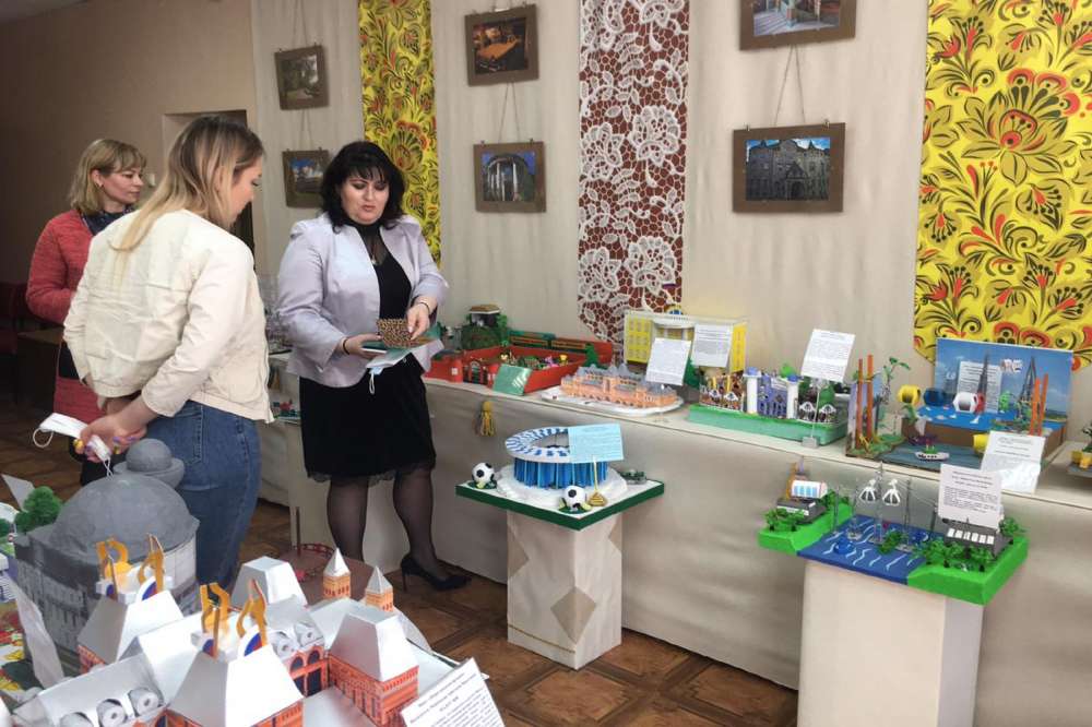 Специалисты Минэкологии Нижегородской области оценили выставку "Любимые места любимого города"