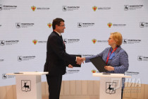 Глеб Никитин и Вероника Скворцова подписали соглашение о сотрудничестве