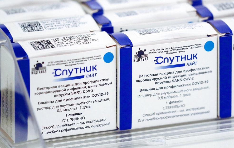 Первая партия из почти 19 тысяч доз вакцины "Стутник Лайт" поступила в Нижегородскую область
