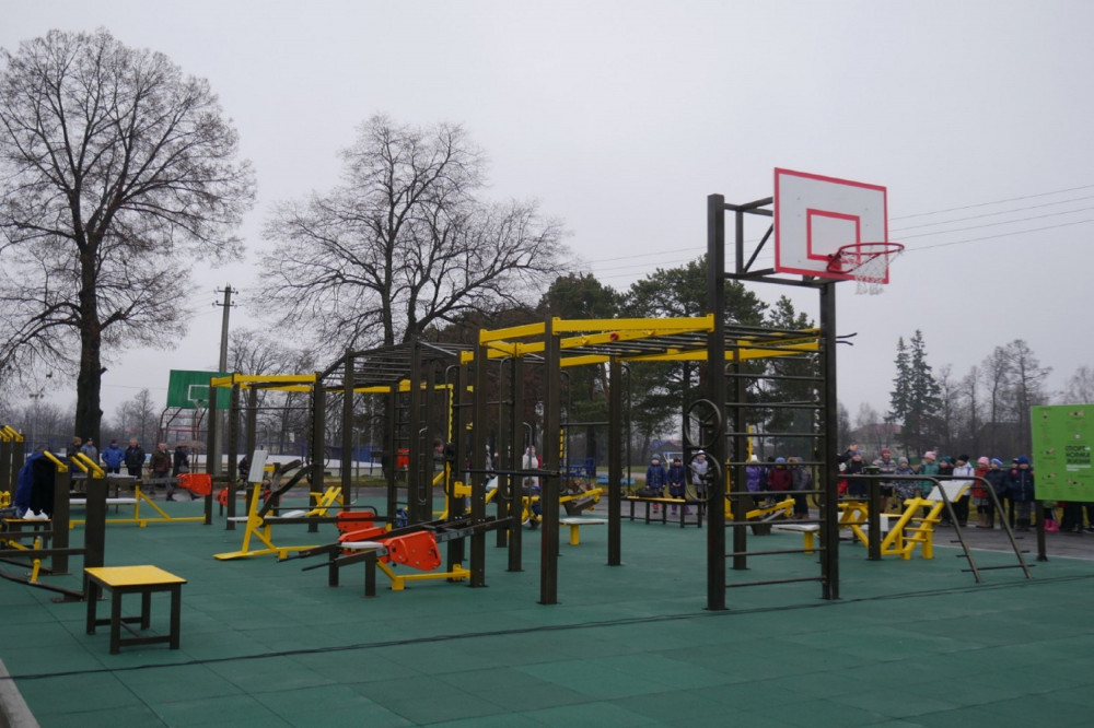 Воркаут-площадка у школы №14 в Нижегородском районе открыта для всех желающих