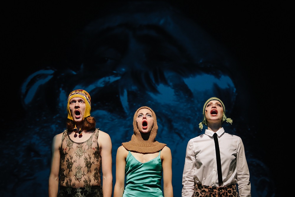 Спектакль Ад - это я временного объединения Хронотоп