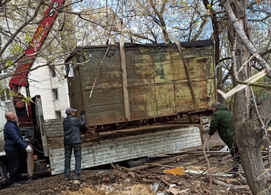 Почти 120 незаконно возведённых построек демонтировали в Московском районе Нижнего Новгорода