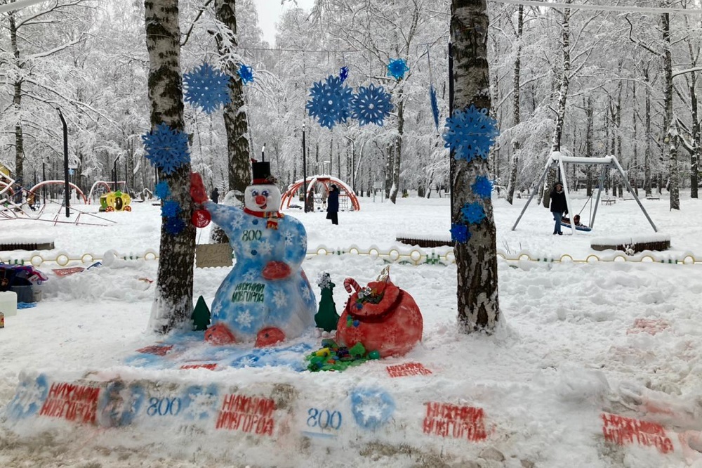 Сто снеговиков украсили нижегородский парк культуры и отдыха им. Пушкина