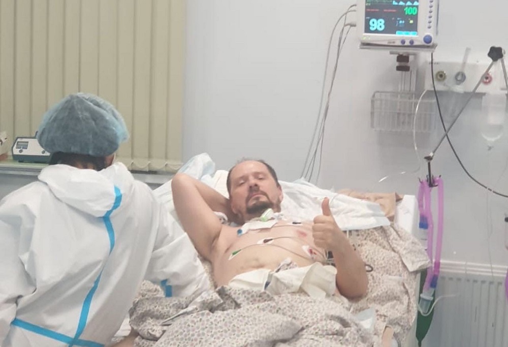 Врачи ковидного госпиталя спасли нижегородца с поражением 100% лёгких