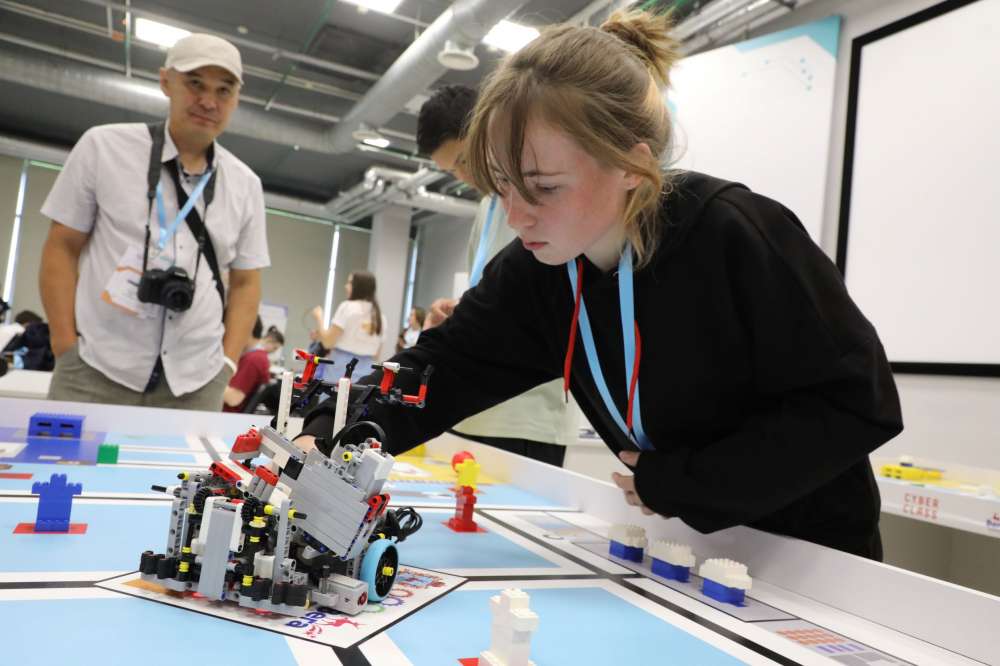 Нижегородская команда победила в Российской робототехнической олимпиаде