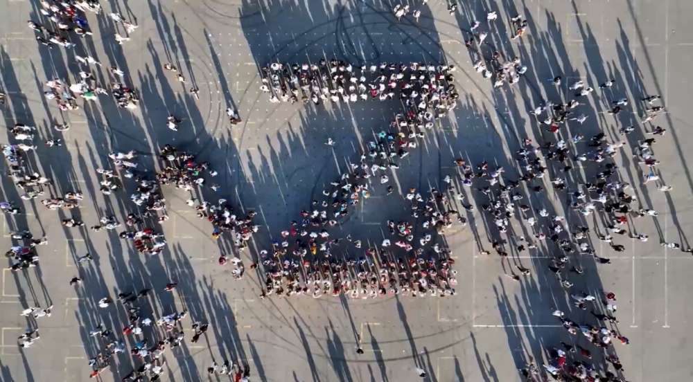 Более тысячи нижегородцев выстроились в букву Z в поддержку СВО
