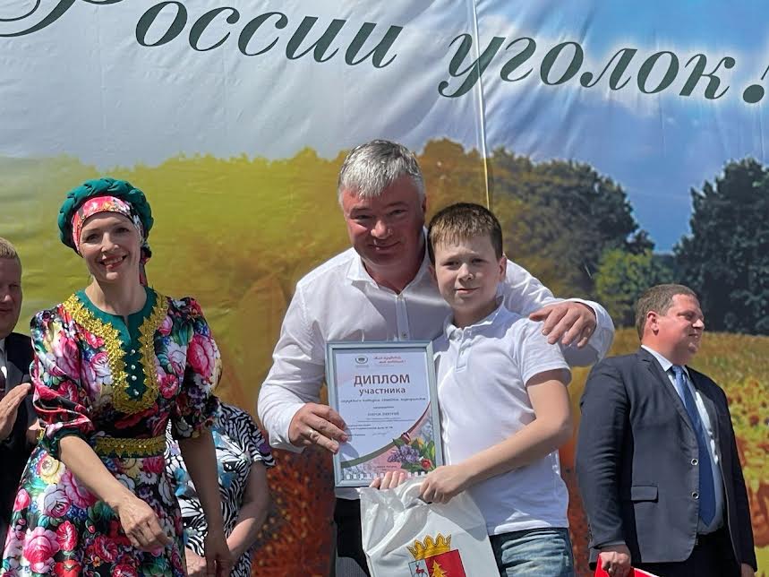 Артем Кавинов организовал поездку в Москву для нижегородцев-победителей конкурса семейных видеороликов  