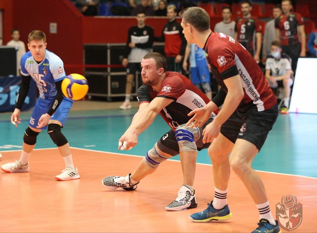 Нижегородские волейбольные команды намерены выйти в плей-офф