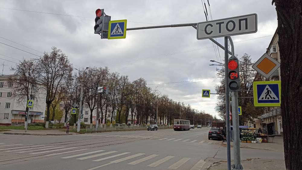Два новых светофора установили на проспекте Кирова в Нижнем Новгороде