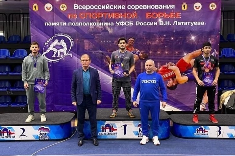 Нижегородский борец Садык Лалаев завоевал "золото" на всероссийских соревнованиях