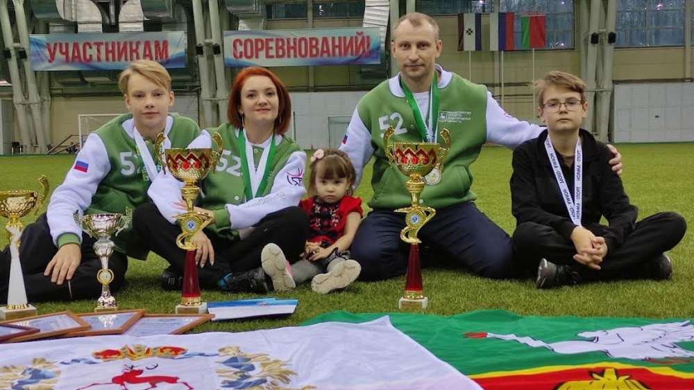 Семья Красновых из Нижегородской области победила на всероссийском фестивале "Спорт - в село!"