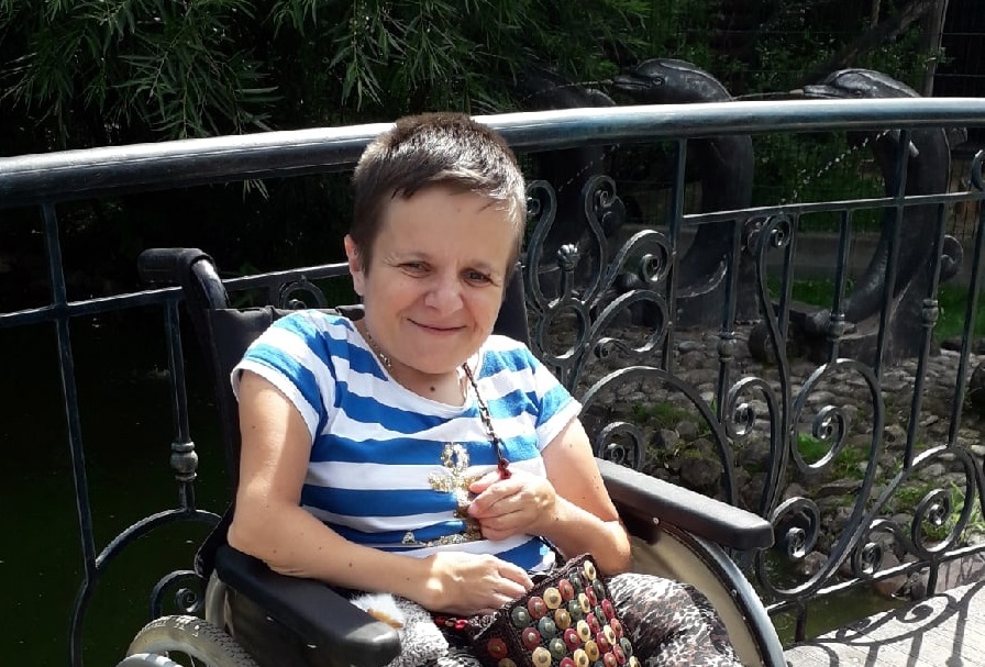 Нижегородская художница с инвалидностью Дарья Минеева помогает другим инвалидам с помощью творчества