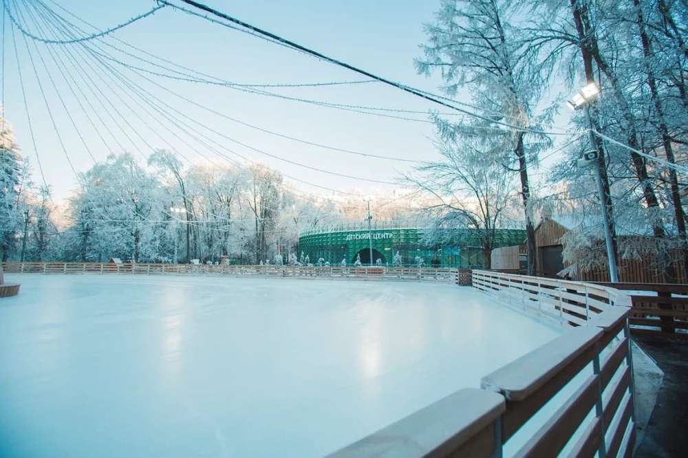 Каток открылся в парке "Швейцария" Нижнего Новгорода