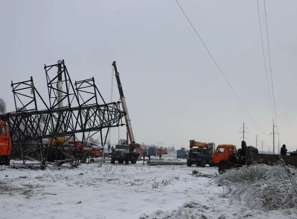Энергетики Нижегородской области переведены на особой режим работы из-за непогоды 