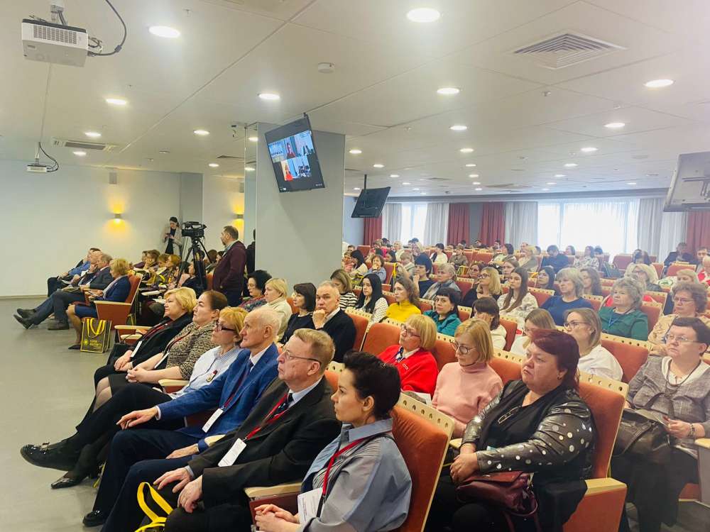 Более 400 человек участвуют в форуме "Практическая кардиология: достижения и перспективы" в Нижнем Новгороде