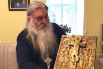 Старинную икону обнаружили при ремонте в нижегородском Крестовоздвиженском женском монастыре