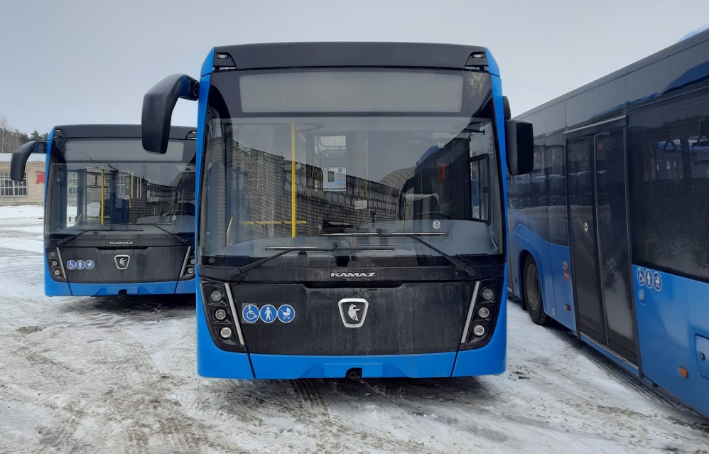 Выксе передано 15 новых низкопольных автобусов большого класса