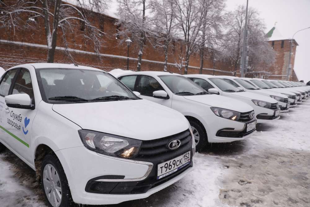 Медицинские учреждения шести муниципалитетов Нижегородской области получили новые автомобили