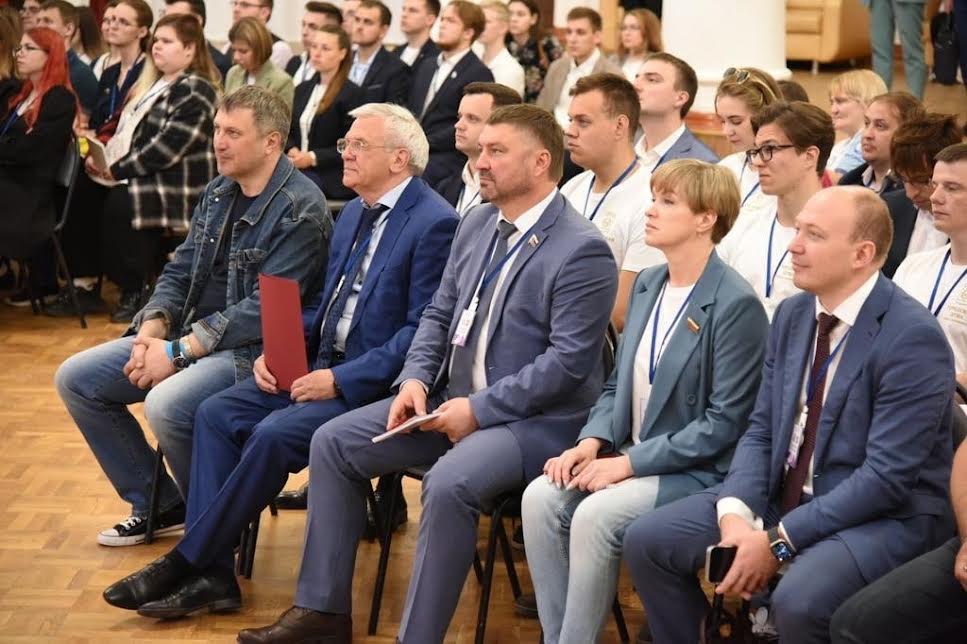 Евгений Люлин принял участие в работе V Кустового форума молодежных палат в Дзержинске