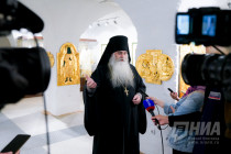 директор музея, настоятель нижегородского Вознесенского Печерского монастыря архимандрит Тихон (Затёкин)