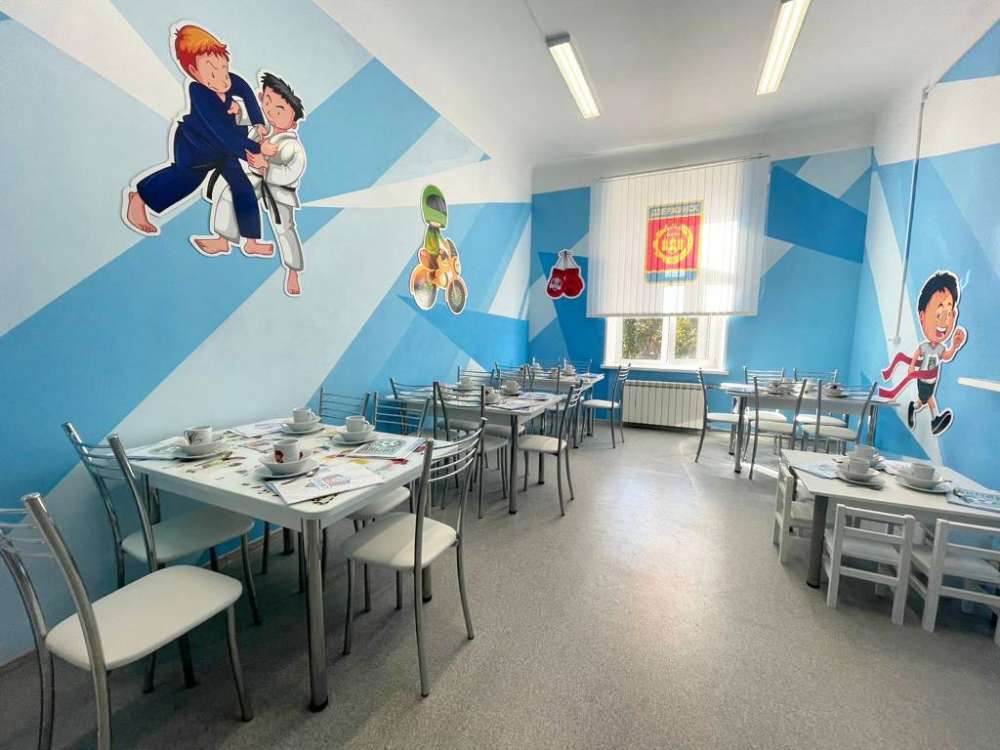 Обновлённая столовая в спортивном стиле открылась в детской больнице Дзержинска